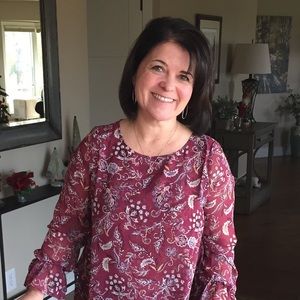 Meet your Posher, Julia